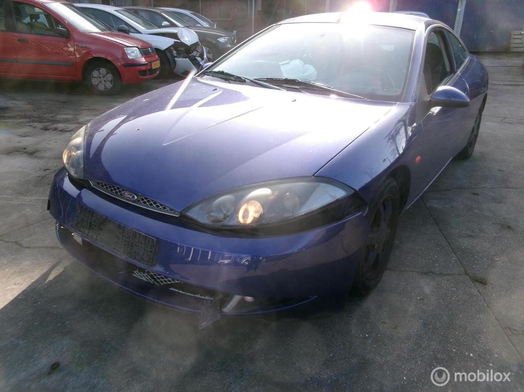 Ford Cougar 2.5-24V V6 SCHADE !, Auto's, Ford, 730 kg, Gebruikt, Handgeschakeld, 6 cilinders