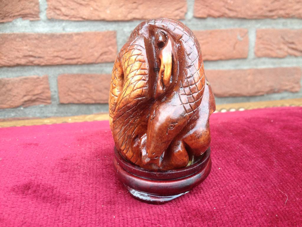 Chinees houten sculptuurtje, SLANG, Antiek en Kunst, Ophalen of Verzenden, Azië, Hout, Houtsnijwerk