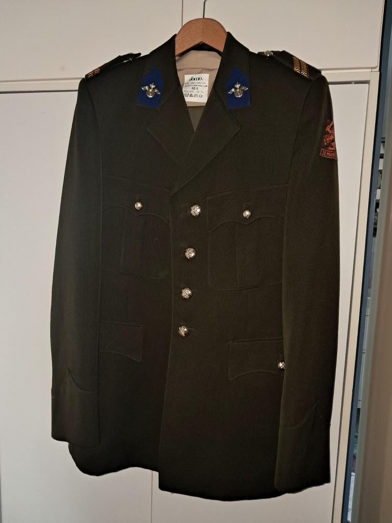 DT koninklijke landmacht aan en afvoertroepen, Ophalen of Verzenden, Zo goed als nieuw, Overige maten, Bruin