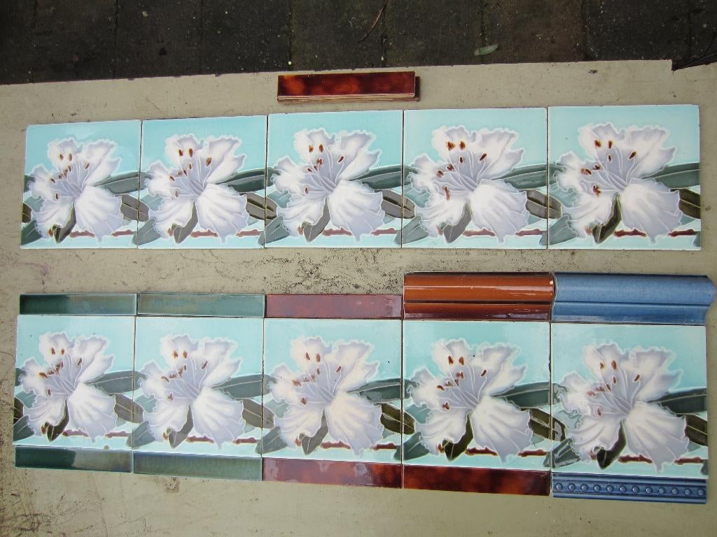 10 prachtige jugendstil wandtegels met hibiscus turquoise, Antiek en Kunst, Ophalen