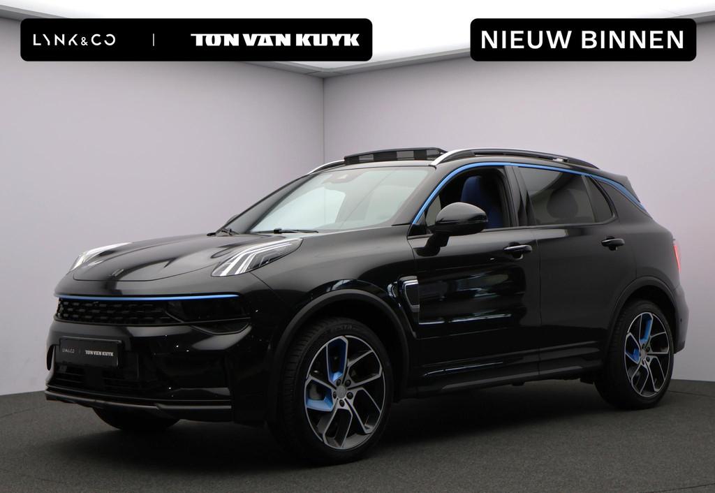 Lynk & Co 01 1.5 / Carplay / Camera / Adaptive Cruise / Pano, Stof, Euro 6, Bedrijf, 1854 kg