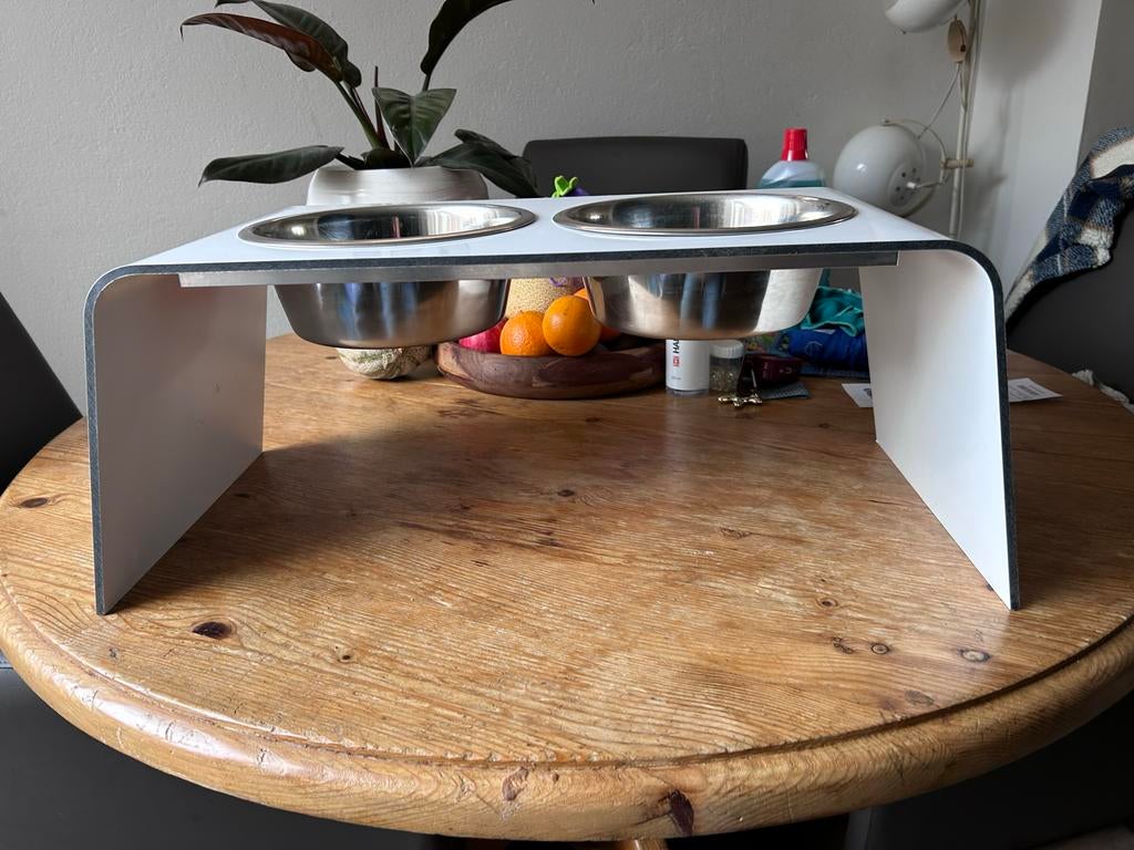 Honden voer  en waterbak de vreugd design, Dieren en Toebehoren, Ophalen of Verzenden, Zo goed als nieuw