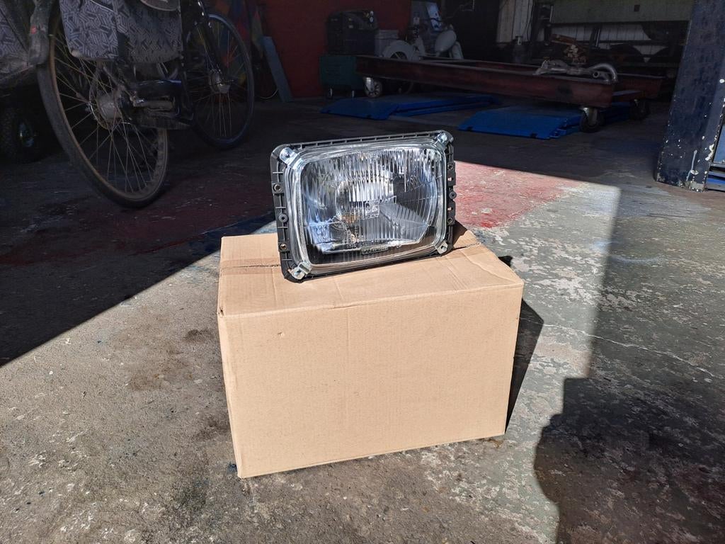 Koplamp links Mercedes T1 207-410, Auto-onderdelen, Ophalen of Verzenden, Nieuw, Mercedes-Benz