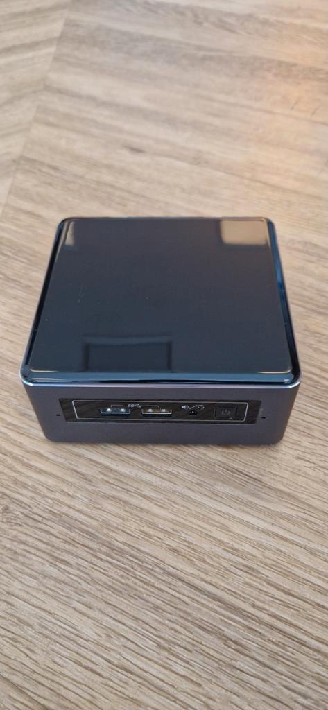 Intel NUC 7i3BNH Intel Core i3 - 8GB - 120GB SSD Zonder OS, Computers en Software, Desktop Pc's, Gebruikt, Intel, Ophalen of Verzenden