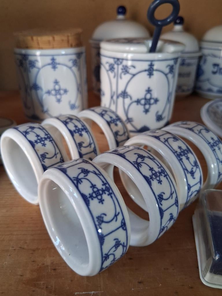 Saks serviesgoed.  Ook emaille, glas met saksisch  motief, Ophalen of Verzenden