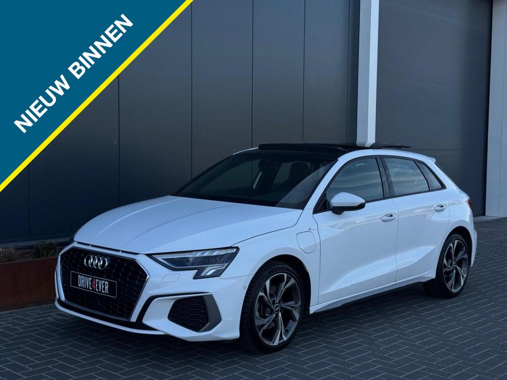 Audi A3 Sportback 40 TFSI e 3x S Line FULL PANO NAVI CAMERA, Automaat, Gebruikt, 4 cilinders, 150 pk