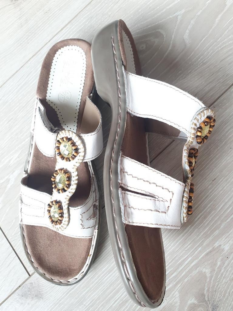 Slippers. Maat 43 G.     JENNY by  ARA, Slippers, Wit, Nieuw, Ophalen of Verzenden