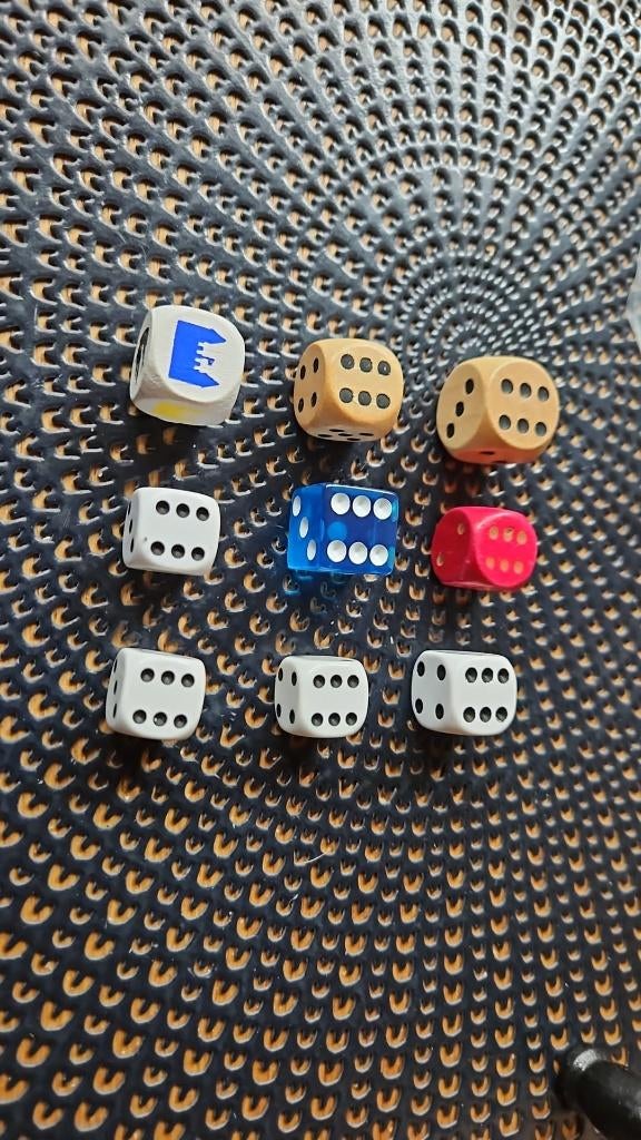 bordspel onderdelen dobbelstenen voor vele spelletjes, Vijf spelers of meer, Ophalen of Verzenden, Nieuw
