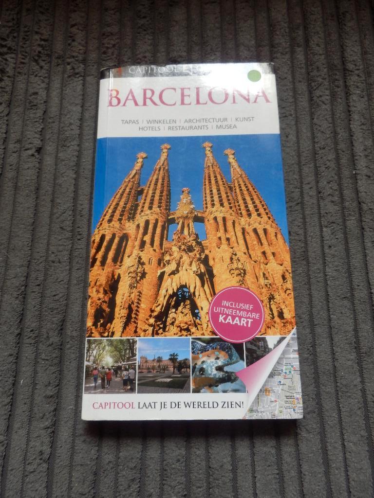 Capitool Compact Barcelona reisgids., Capitool, Europa, Ophalen of Verzenden, Zo goed als nieuw