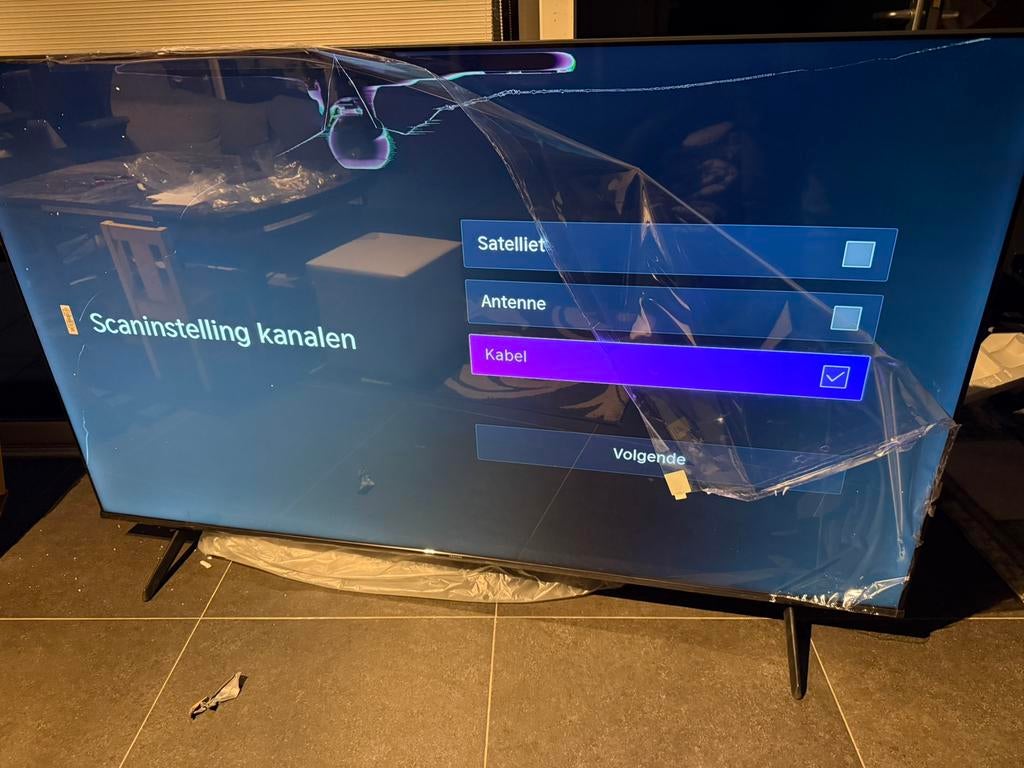 HİSENSE TV  DEFECT, Ophalen, 50 Hz, Zo goed als nieuw, Samsung