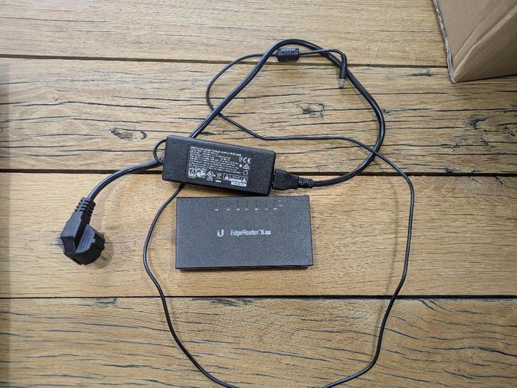 Ubiquity EdgerouterX-SFP (ER-X-SFP), Computers en Software, Routers en Modems, Gebruikt, Router, Ophalen of Verzenden