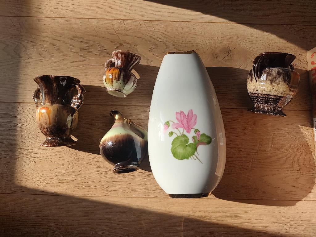 Porselein kunst en kitsch vaasjes en potjes, Ophalen of Verzenden