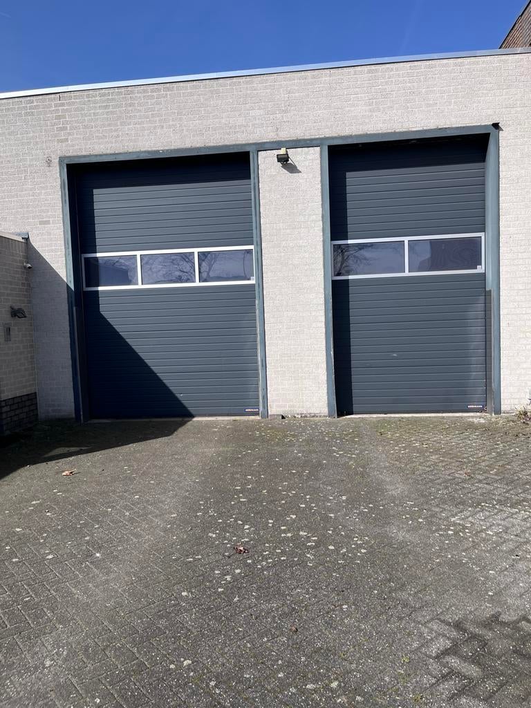 2x Sectionaaldeur / Garagedeur / Roldeur met ramen, Doe-het-zelf en Verbouw, Deuren en Horren, Ophalen, Gebruikt, Garagedeur, Metaal