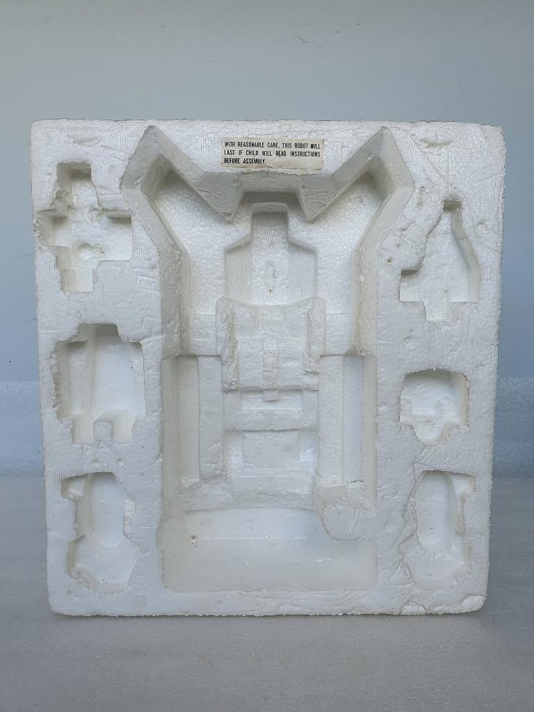 rare 1982 ROYAL CONDOR Astrobot DIECAST HI-METAL ROBOT TRANSFORMER