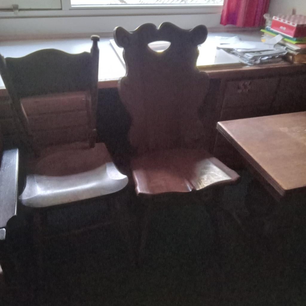 Oirschot oak stoelen, Ophalen