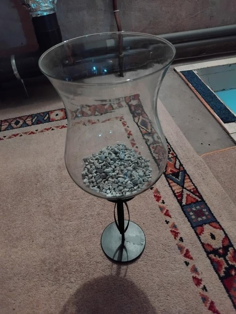 Glazen "stolp " op metalen voet, Ophalen, Zo goed als nieuw