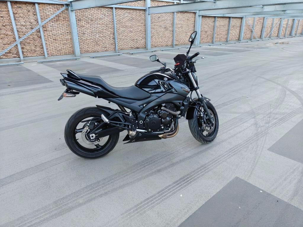 Suzuki GSR 600 – Full Black, Motoren, 4 cilinders, Motorrijbewijs A, Particulier, Meer dan 35 kW