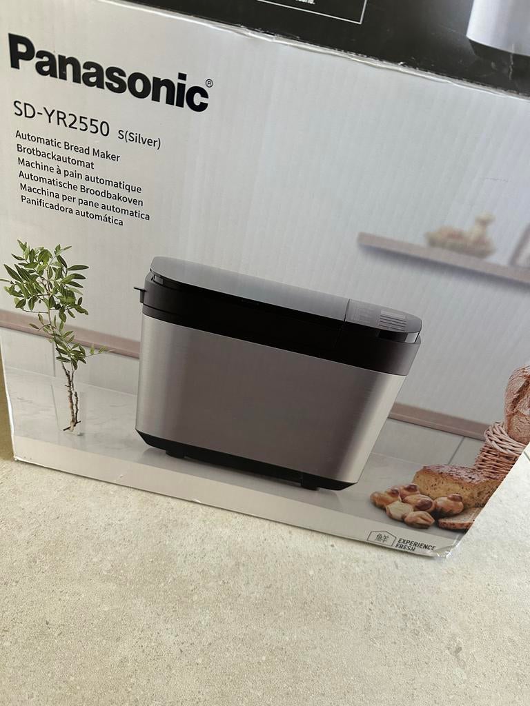 Panasonic SD-YR2550S Broodbakmachine Zilver Nieuw, Ophalen of Verzenden, Nieuw