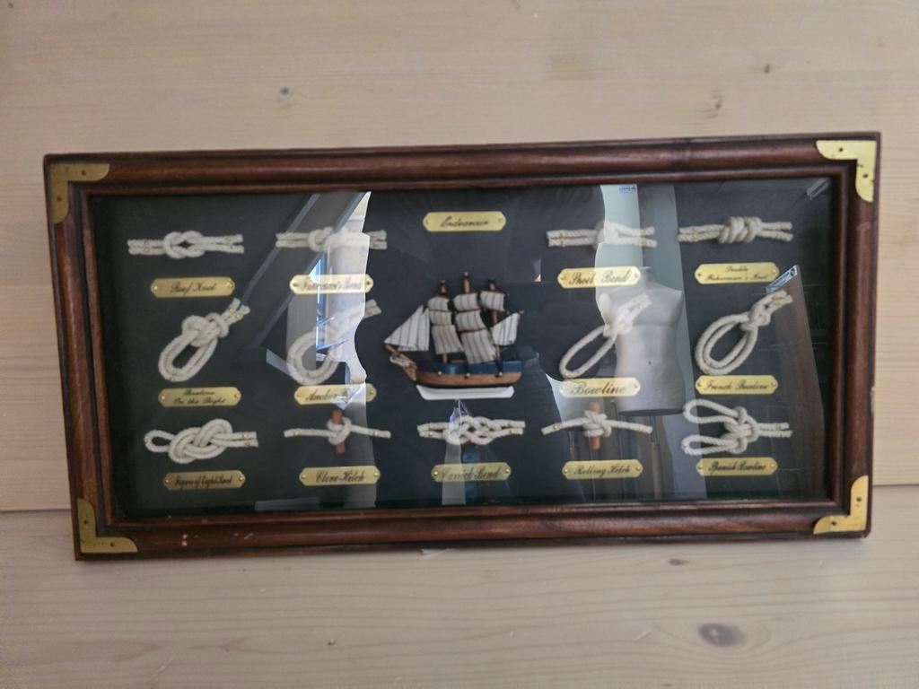 Nautisch knopenbord / schilderij met scheepsmodel, Minder dan 50 cm, Gebruikt, Ophalen of Verzenden, Schilderij