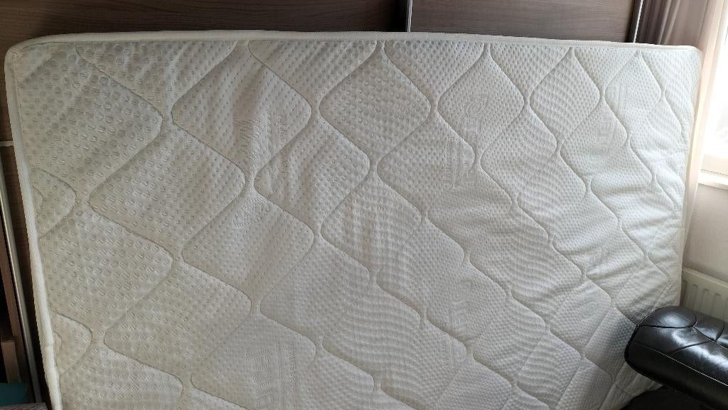 Topper matras, Ophalen, Zo goed als nieuw, Twijfelaar, 200 cm