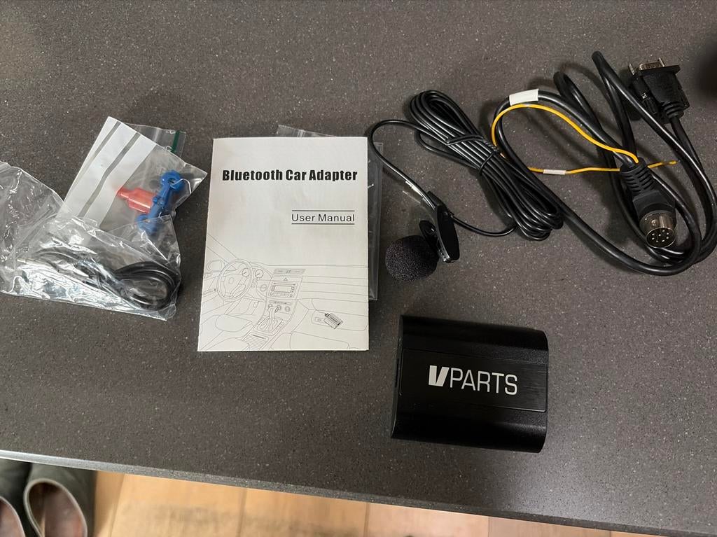 Volvo Bluetooth Carkit Adapter van V parts met Microfoon, Auto diversen, Auto-accessoires, Nieuw, Ophalen of Verzenden