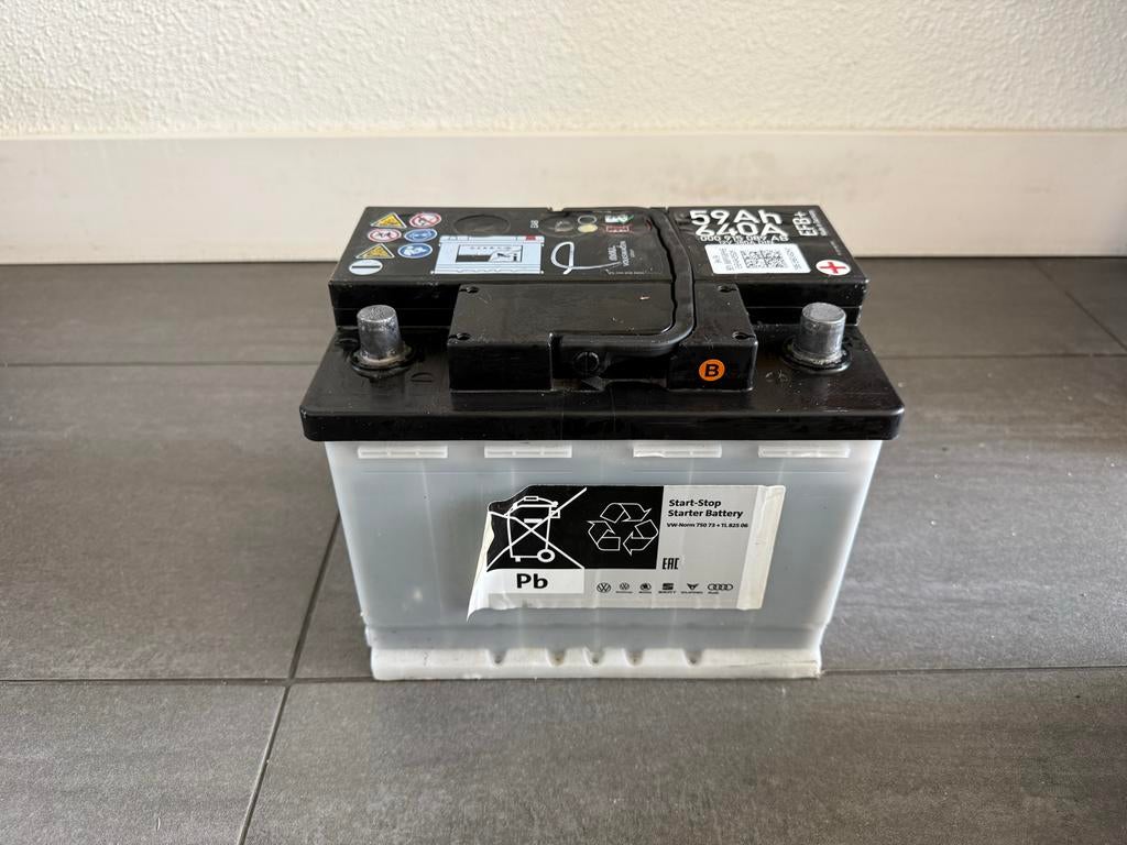 Varta 12V 59Ah Start-Stop Accu, Auto-onderdelen, Accu's en Toebehoren, Ophalen of Verzenden, Gebruikt, Universele onderdelen