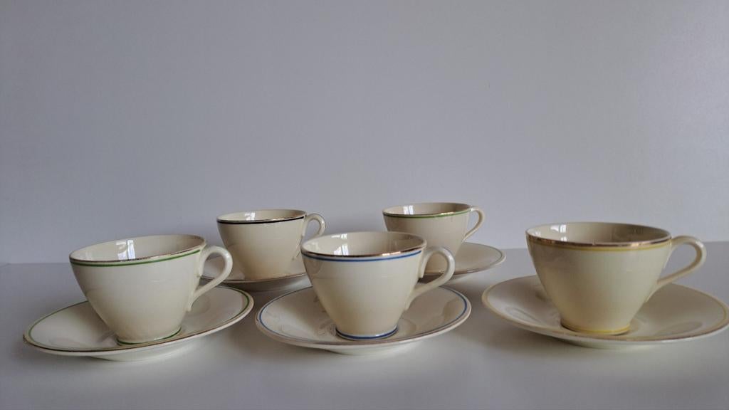 5 plateel theekopjes. Gouda, Zuid-Holland. Vintage., Antiek en Kunst, Ophalen of Verzenden