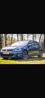 Volkswagen Golf 2.0 TDI 184pk 5D 2017 Blauw, Stof, 4 cilinders, 700 kg, Blauw