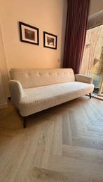 Slaapbank in wit bouclé van Made, Huis en Inrichting, Ophalen, Wit, 190 cm of minder, Zo goed als nieuw