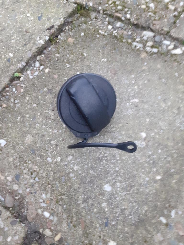 Benzine dop, Ophalen, Nieuw