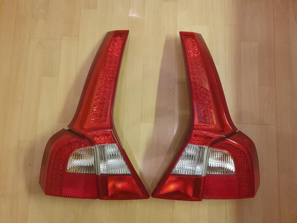 Achterlicht Volvo V70 Xc70 type 3 links/rechts, Ophalen of Verzenden, Gebruikt, Volvo