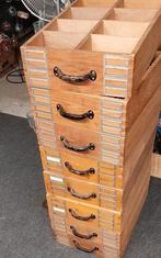 Vintage houten magazijn lades  8 stuks., Huis en Inrichting, Kasten | Ladekasten, Gebruikt, Vintage, Metaal, 25 tot 50 cm