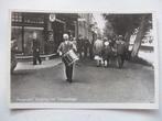 P86 Hoogeveen - Kerkgang met trommelslager - 1948, Verzenden, 1940 tot 1960, Ongelopen, Drenthe