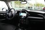 MINI Hatchback Cooper Essential Automaat / Multifunctioneel, Auto's, Mini, Te koop, Zilver of Grijs, 1205 kg, Benzine