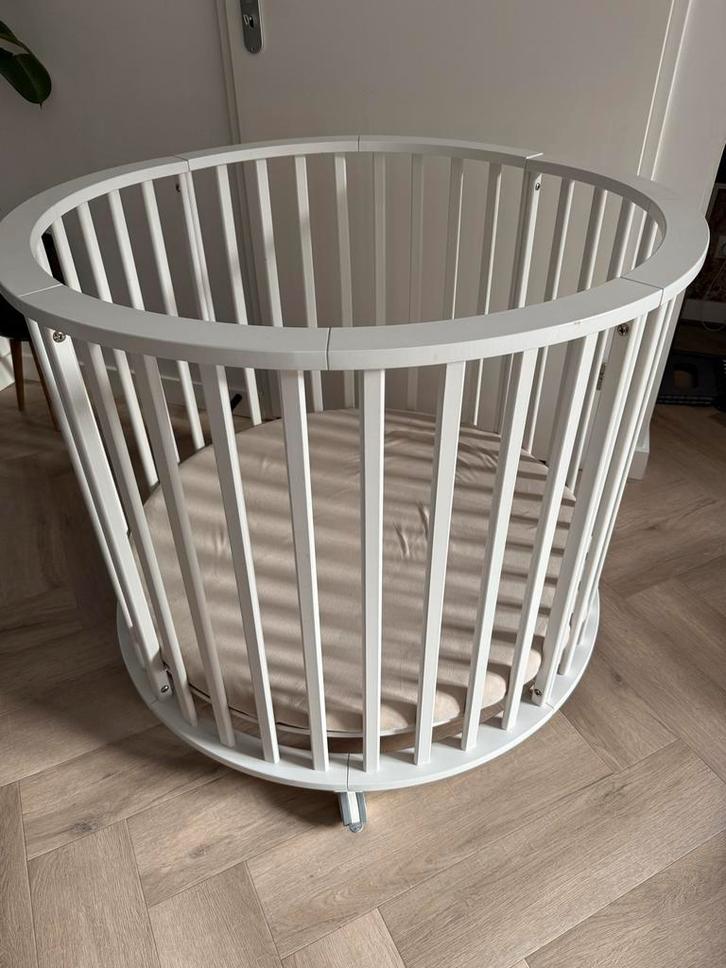 Europe Baby Ronde Box + Matras & Kleed, Kinderen en Baby's, Kinderkamer | Overige Meubels, Gebruikt, Overige typen, Ophalen