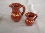 2 Workumer aardewerk kannetjes nr 19, Ophalen of Verzenden, Gebruikt