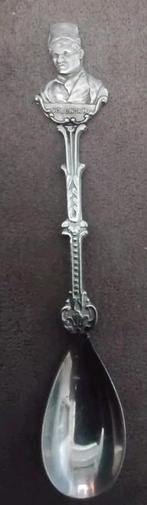 Verzilverd Lepeltje afbeelding Volendamseklederdracht, Antiek en Kunst, Ophalen of Verzenden