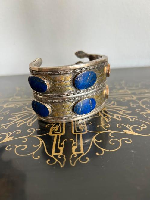 Turmeense vergulde zilveren Tekke armband met lapis lazuli, Sieraden, Tassen en Uiterlijk, Armbanden, Zo goed als nieuw, Zilver