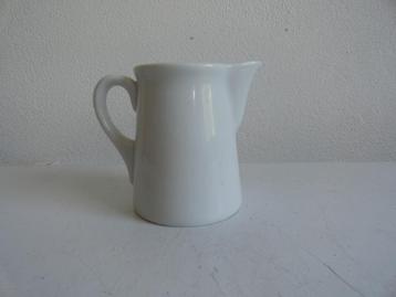 Melkkannetje wit Mosa Maastricht Holland, gaaf beschikbaar voor biedingen