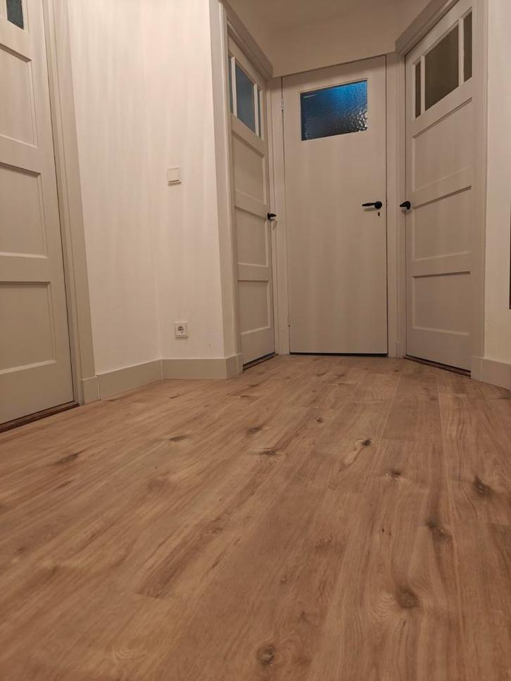 Landal Zand eik V2 laminaat anti-slip , 8 mm dik, Doe-het-zelf en Verbouw, Vloerdelen en Plavuizen, Nieuw, Laminaat, Hout, 50 tot 150 cm