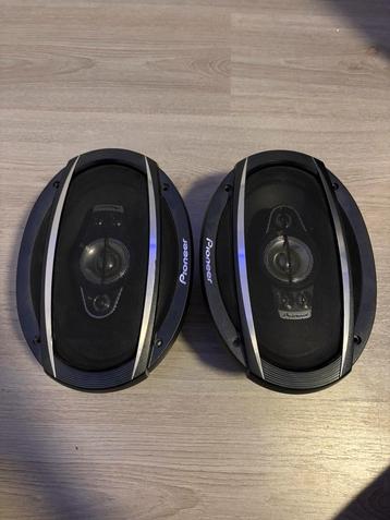 2 Pioneer Speakers TS-A6990F 700Watt beschikbaar voor biedingen