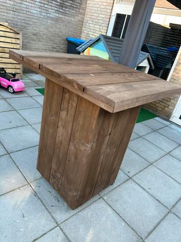 Hangtafel 100x100cm voor buiten/binnen beschikbaar voor biedingen