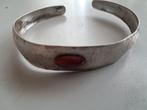Armband-zilver, met fraaie steen, breedte 1,5 cm, gehamerd, Sieraden, Tassen en Uiterlijk, Armbanden, Gebruikt, Ophalen of Verzenden