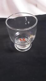 WHYTE & MACKAYS glas, rode logo, Ophalen of Verzenden, Zo goed als nieuw, Borrel- of Shotglas