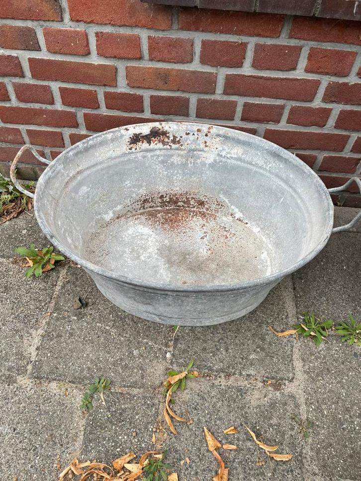 Zinken teil, Tuin en Terras, Bloembakken en Plantenbakken, Gebruikt, Metaal, 30 tot 60 cm, 60 tot 100 cm, Overige vormen, Ophalen