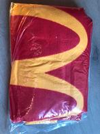 NIEUW- Handdoek McDonalds, Huis en Inrichting, Badkamer | Badtextiel en Accessoires, Ophalen of Verzenden, Nieuw, Rood, Handdoek
