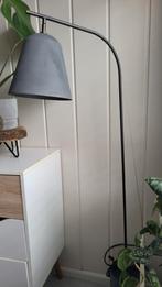 Norr11 Line One vloerlamp, Ophalen