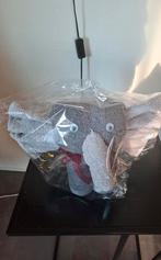 Handdoeken Olifant - Nieuw, Huis en Inrichting, Badkamer | Badtextiel en Accessoires, Ophalen of Verzenden, Nieuw, Grijs, Handdoek