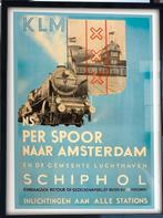 [Poster in Frame] KLM Per Spoor naar Schiphol, Verzamelen, Luchtvaart en Vliegtuigspotten, Ophalen of Verzenden, Nieuw, Schaalmodel