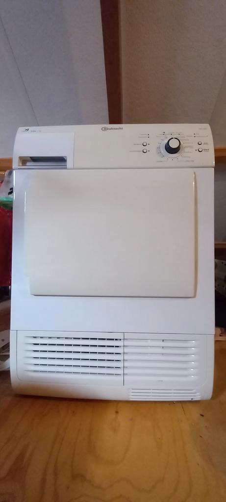 Bauknecht condensdroger bijna nieuwe, Witgoed en Apparatuur, Wasdrogers, Zo goed als nieuw, Condens, 6 tot 8 kg, 85 tot 90 cm
